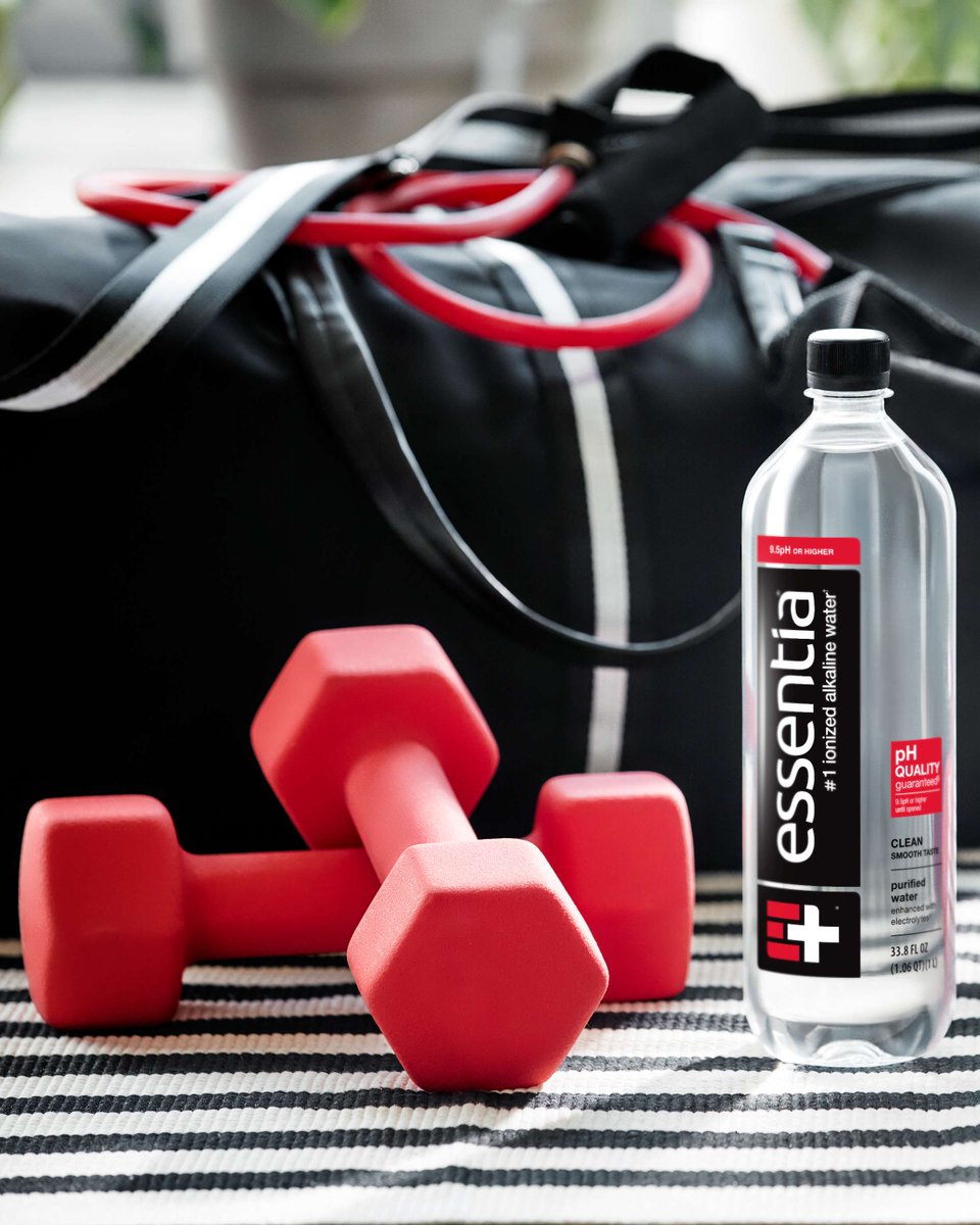 Dehydration isn’t an option. Neither is skipping the gym 🏋️! Stay hydrated with the #1 Ionized Alkaline water 💧. #OverachievingH2O