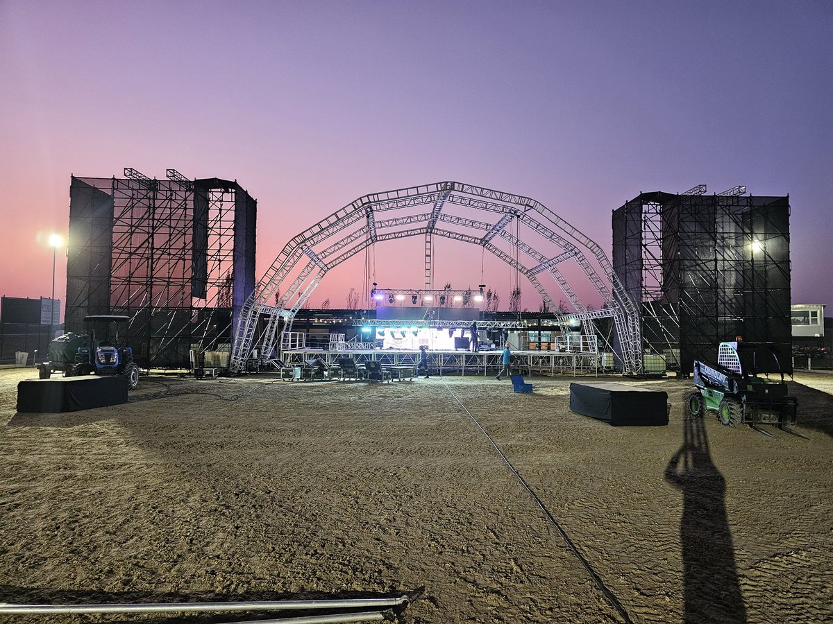 Entertainment & Event Factory tweet media