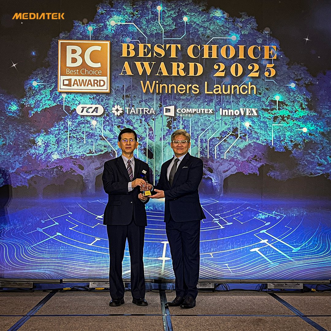 MediaTek’s 5G Gen AI Gateway, a one-stop device based on MediaTek’s 3GPP-compliant 5G FWA, wins #BestChoiceAward at <a href="/computextaipei/">COMPUTEX</a> 2025. It’s the world’s 1st solution to merge MediaTek’s leading-edge 5G capabilities with on-device gen AI processing. bit.ly/3YKGV9n