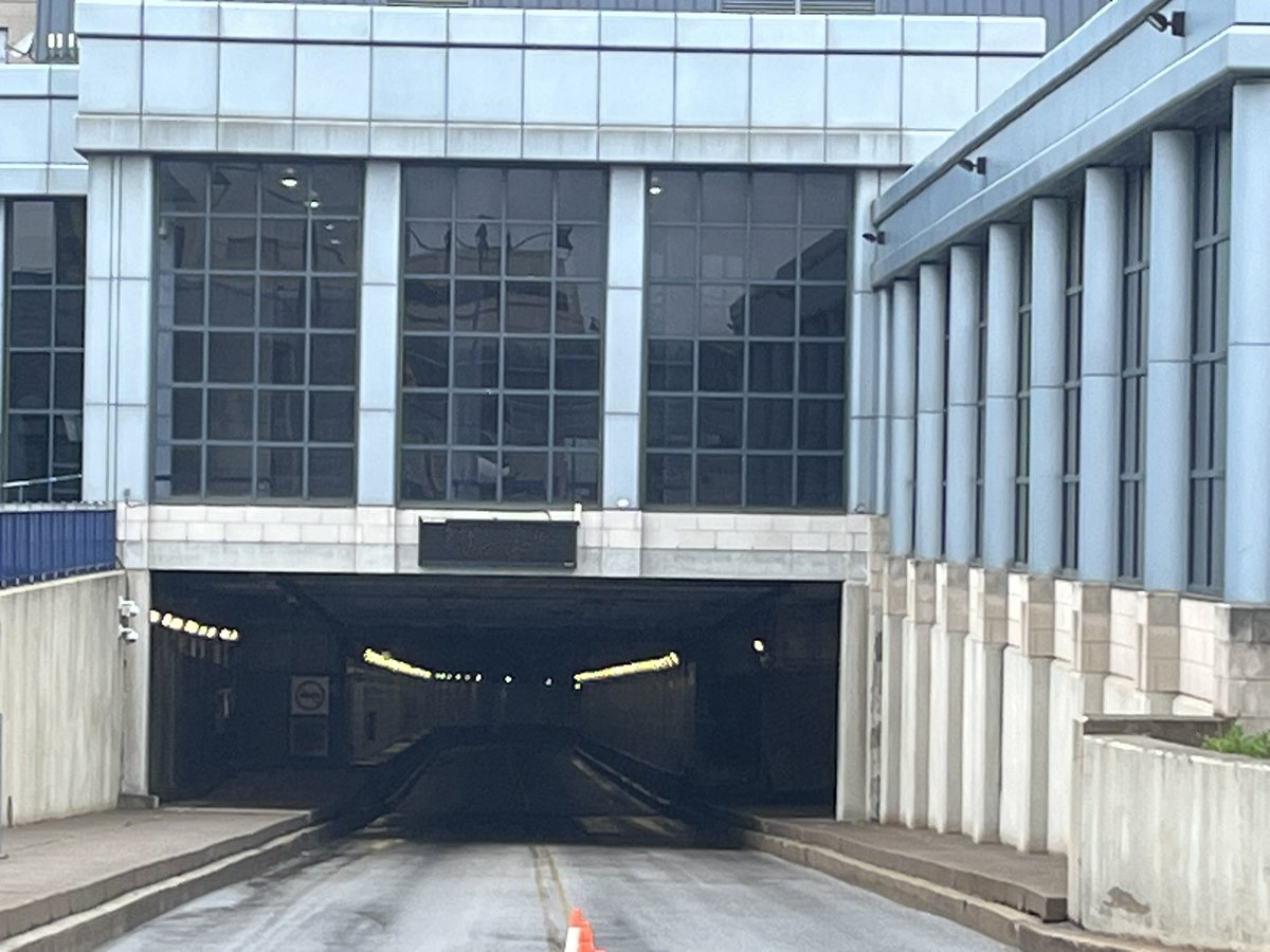 Upon entering the tunnel on the Canadian sign check out the digital sign that tells you how many Nexus lanes are open. #takethetunnel