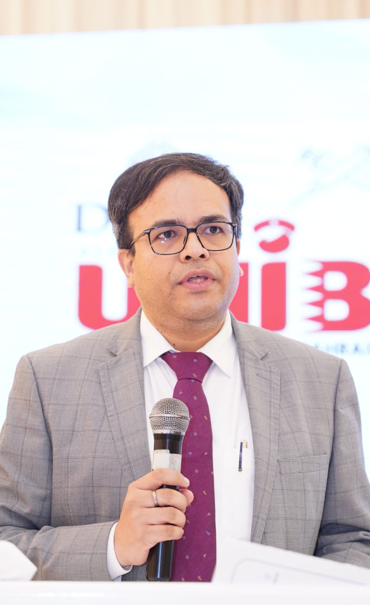 IndiaInBahrain's tweet image. On the occasion of #InternationalNursesDay, Mr. Rajiv Kumar Mishra, Counsellor @IndiaInBahrain attended UNIB Nurses Day 2025 celebration.