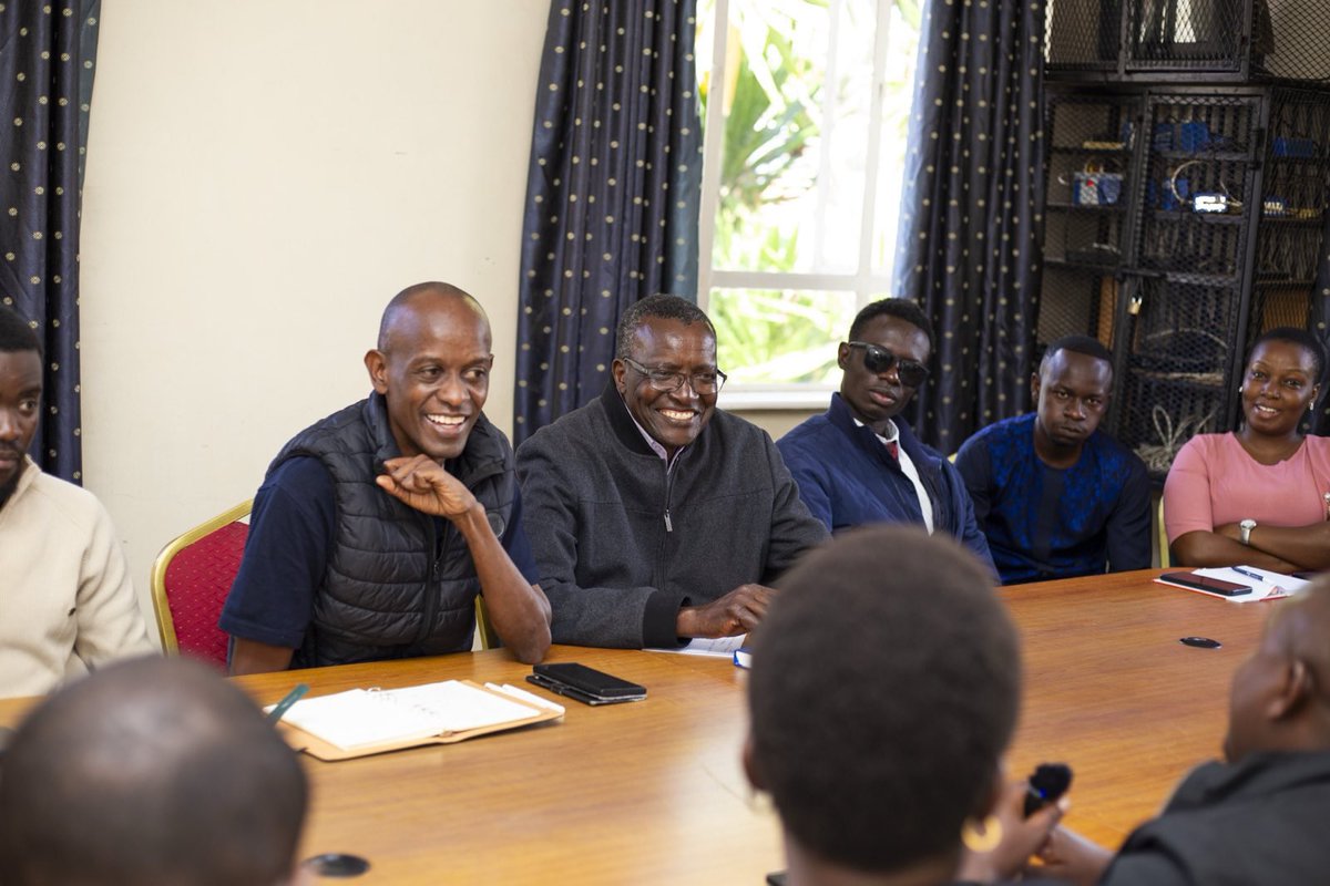 Sat down with Maraga today. And he said this

“Given the circumstances now,I know that I am going to make more sacrifices than the benefits I will get in this,But I will do it,for my children and their childrens future. My mind is clear,I have to stop corruption. And I will”