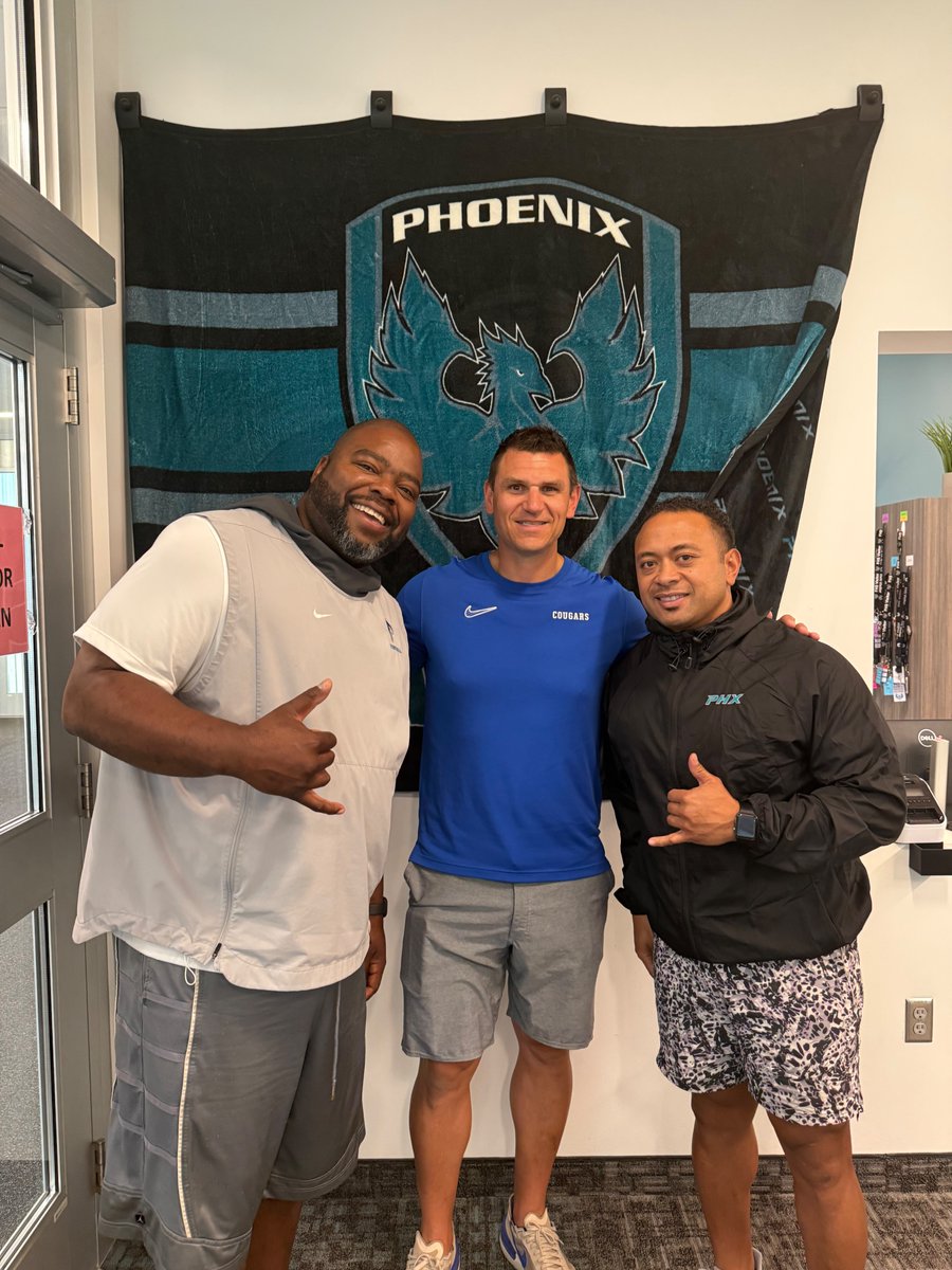 Farmington Phoenix Football (@fhs_phoen1x) on Twitter photo Recruiting is about relationships. Coach <a href="/Coach_Popp/">coachkellypoppinga</a> played at @usufootball with Coach <a href="/d_fiefia/">David Fiefia</a> and with <a href="/coatsie20/">Daniel Coats</a> at @byufootball
Always good to have the COUGARS at @farmingtonphoenix #Rise @byurecruiting Recruiting is about relationships. Coach <a href="/Coach_Popp/">coachkellypoppinga</a> played at @usufootball with Coach <a href="/d_fiefia/">David Fiefia</a> and with <a href="/coatsie20/">Daniel Coats</a> at @byufootball
Always good to have the COUGARS at @farmingtonphoenix #Rise @byurecruiting