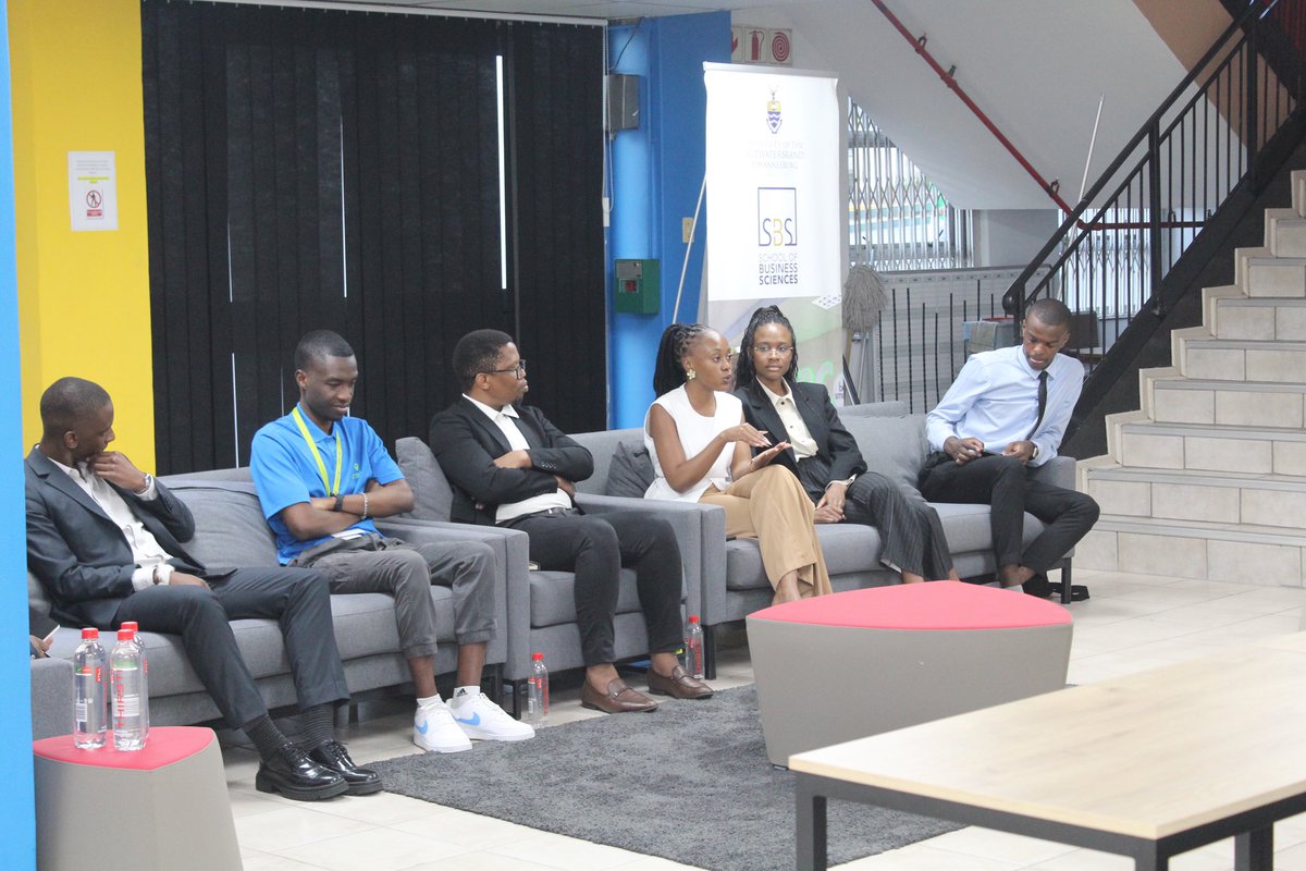 Life After Graduation panel discussion was a success!🙌Huge thanks to our amazing panelists &amp; attendees for sharing insights &amp; inspiration! 🔥❤️#LifeAfterGraduation