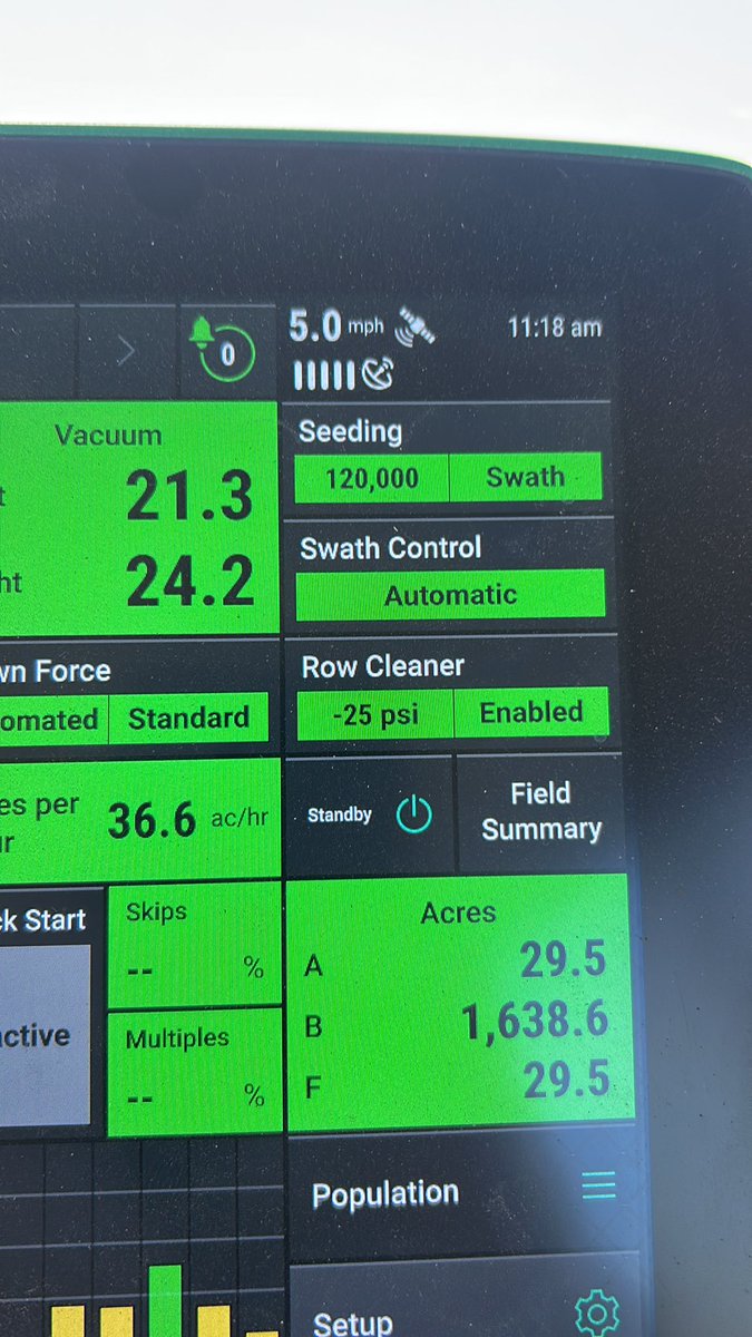 What population do you plant beans at?? I think my seed guy hates me after seeing this <a href="/aamodt_john/">john aamodt</a> #plant25 #agtwitter