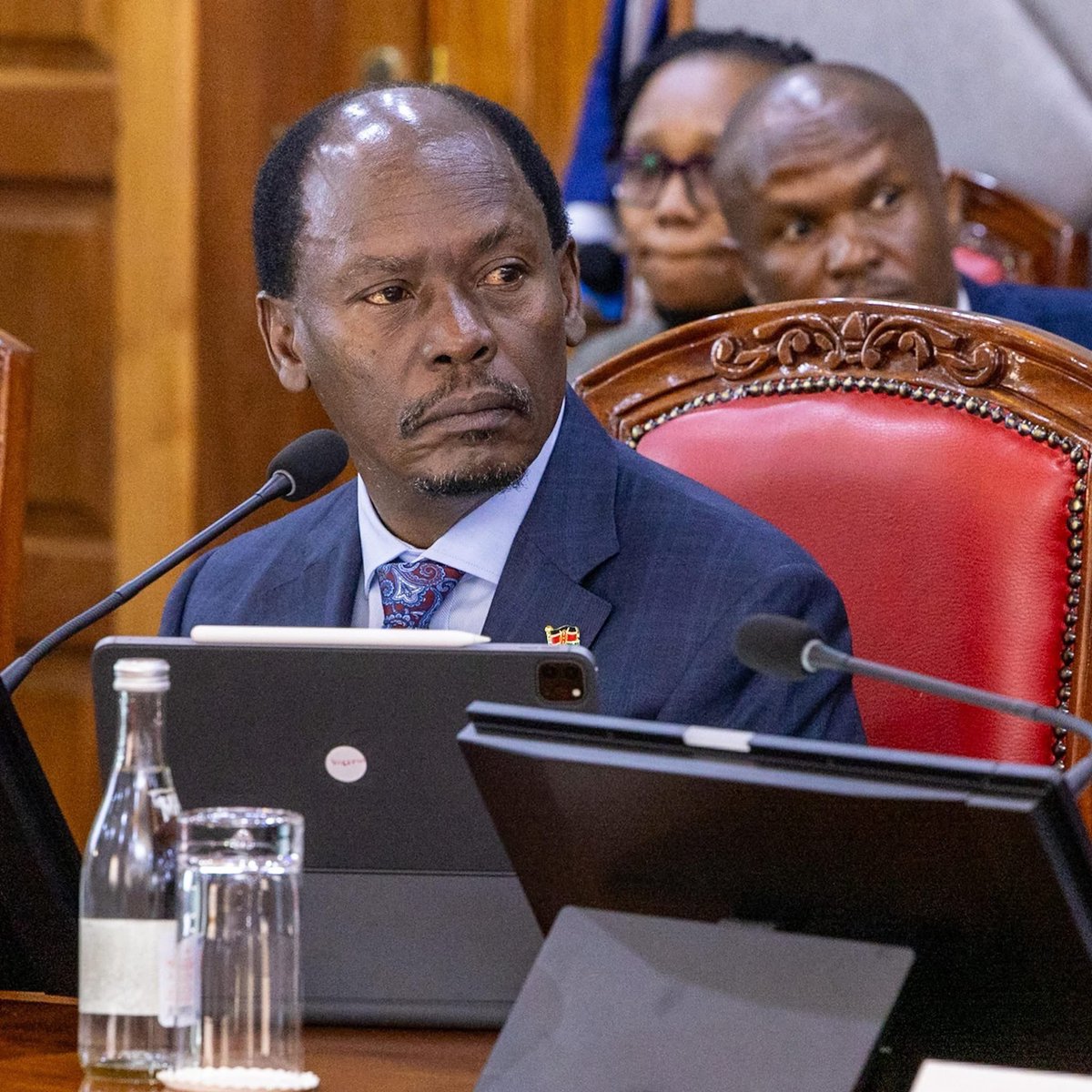 Mheshimiwa tukupe nini wali?

Hapana mkinipea mchere haitakuwa mbaya😂
