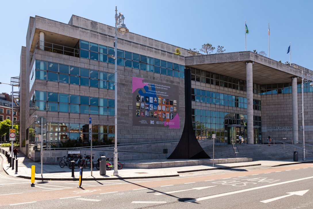 Dublin Literary Award (@dublinlitaward) on Twitter photo Celebrating 30 years of the Dublin Literary Award across the city as we count down to the announcement of the 2025 winner next Thursday!
Photos by Ana Duca.
<a href="/dubcilib/">Dublin City Libraries</a> Celebrating 30 years of the Dublin Literary Award across the city as we count down to the announcement of the 2025 winner next Thursday!
Photos by Ana Duca.
<a href="/dubcilib/">Dublin City Libraries</a>