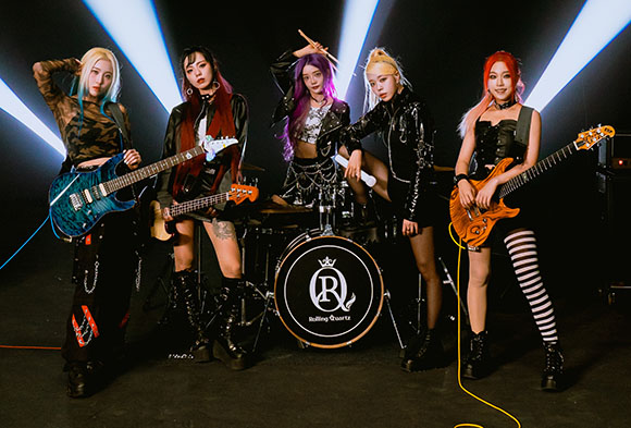 #MusicVideo: 'Re.Bold' from South Korea’s Rolling Quartz, was directed by Simon at Desert Beagle. Shot on <a href="/ARRIChannel/">ARRI</a> Alexa Mini &amp; edited in <a href="/Adobe/">Adobe</a>  Premiere. Details: shorturl.at/3DptN
#filmmaking #post #postproduction #kpop #musicvideos