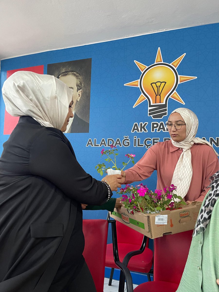 Hayırlı olsun inşallah başkanımız <a href="/HacerSoylemez01/">Hacer Söylemez</a> <a href="/saffetozen01/">Saffet Özen</a>