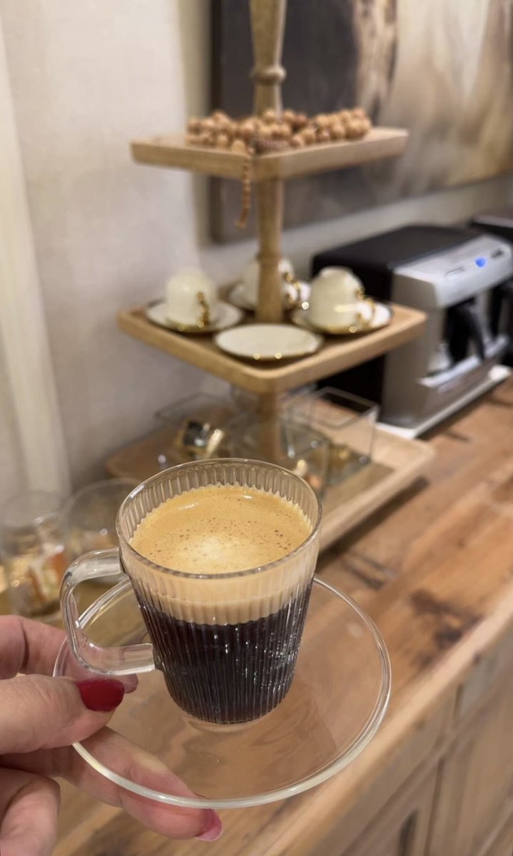 حقاً ..القَهوة حُـــ لا عَادَة ــــبّ ☕️