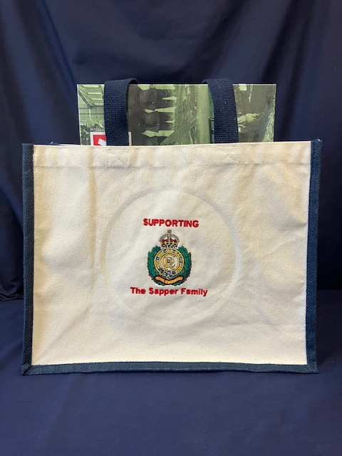 sapper_shop's tweet image. Back in stock! Our 'Sapper Family' canvas bag, show your support for The Royal Engineers with this bag for life.😀👜
sappershop.com/product/large-…
@Proud_Sappers @ReaController