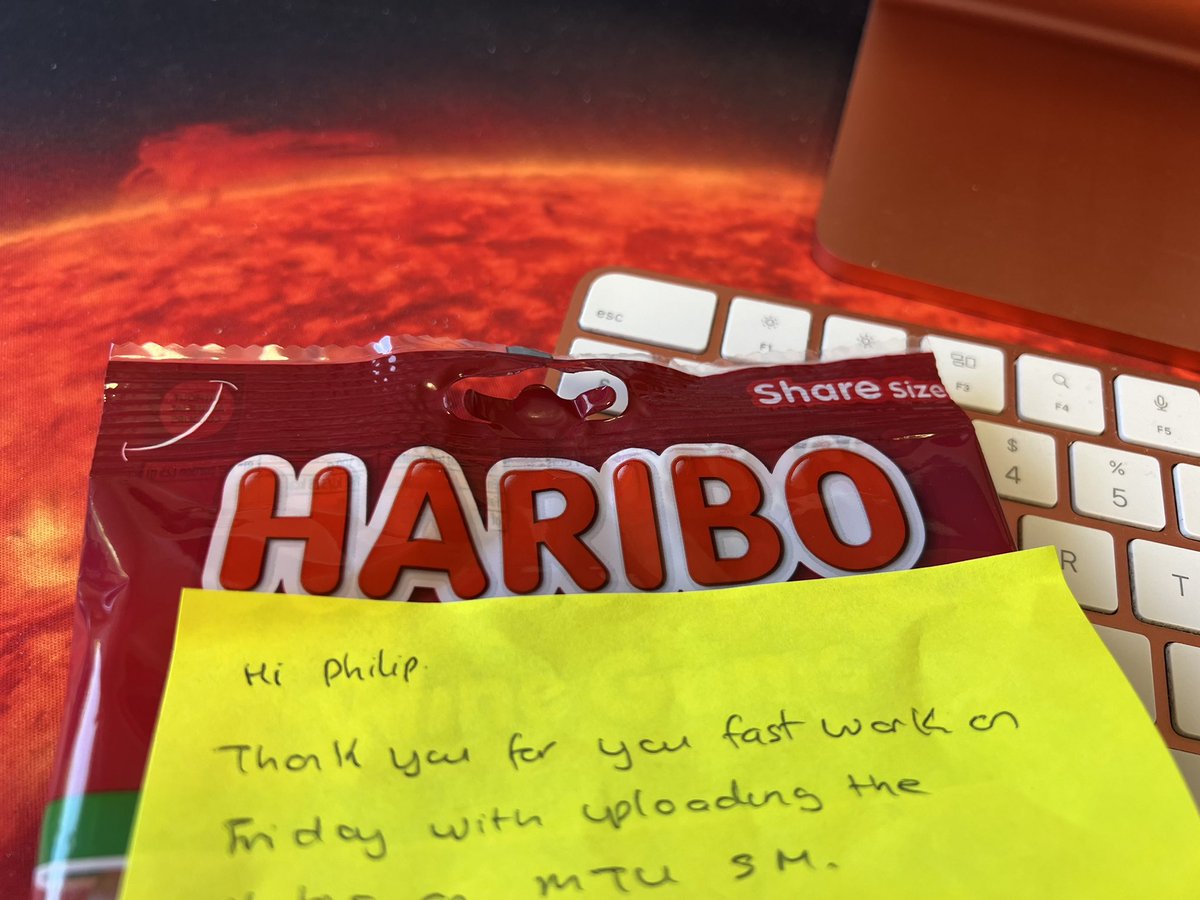 philip_oreilly's tweet image. Nice surprise left in my work mailbox today as a thank you from a colleague in another department. Sunshine and sweets to brighten up my day! ☀️