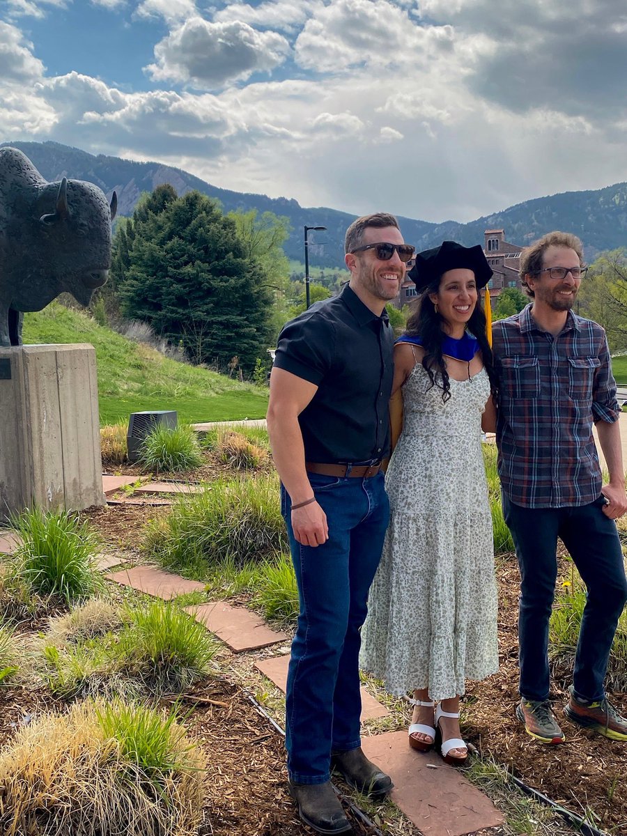 CUAgingLab's tweet image. Congrats to graduating lab members Sophia Mahoney (PhD), Ashley Darrah (MS) and Krisha Avalani (MS) for earning their degrees last week. We will miss them and can’t wait to see what they accomplish in the coming years!