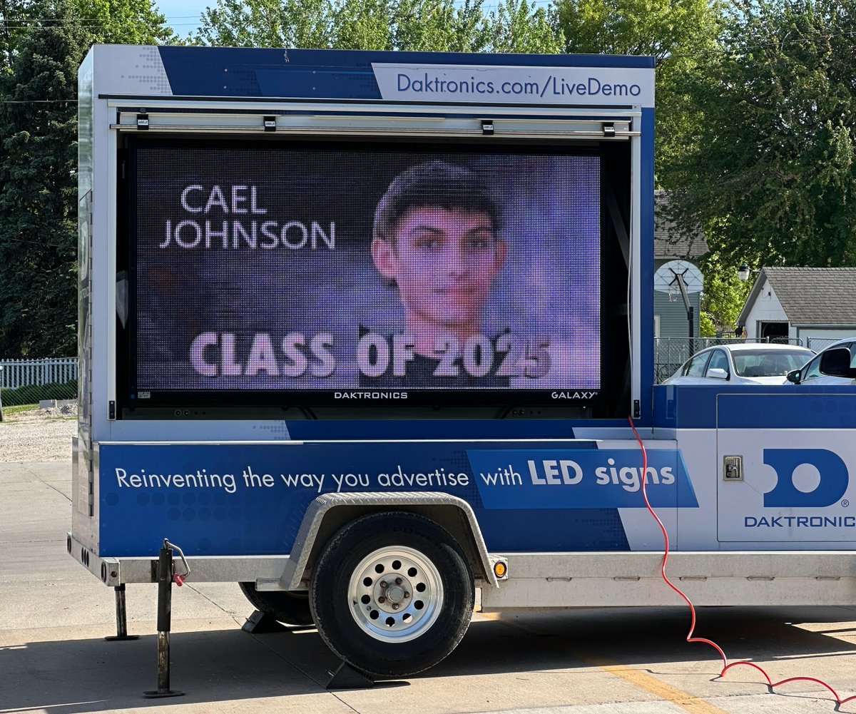 Big shoutout to Brett Lyon and Daktronics for supporting our school again this year by setting up their mobile LED trailer to celebrate the graduating class of 2025!

Big thanks to Brett and Daktronics for all the do to support Pleasantville Schools!!