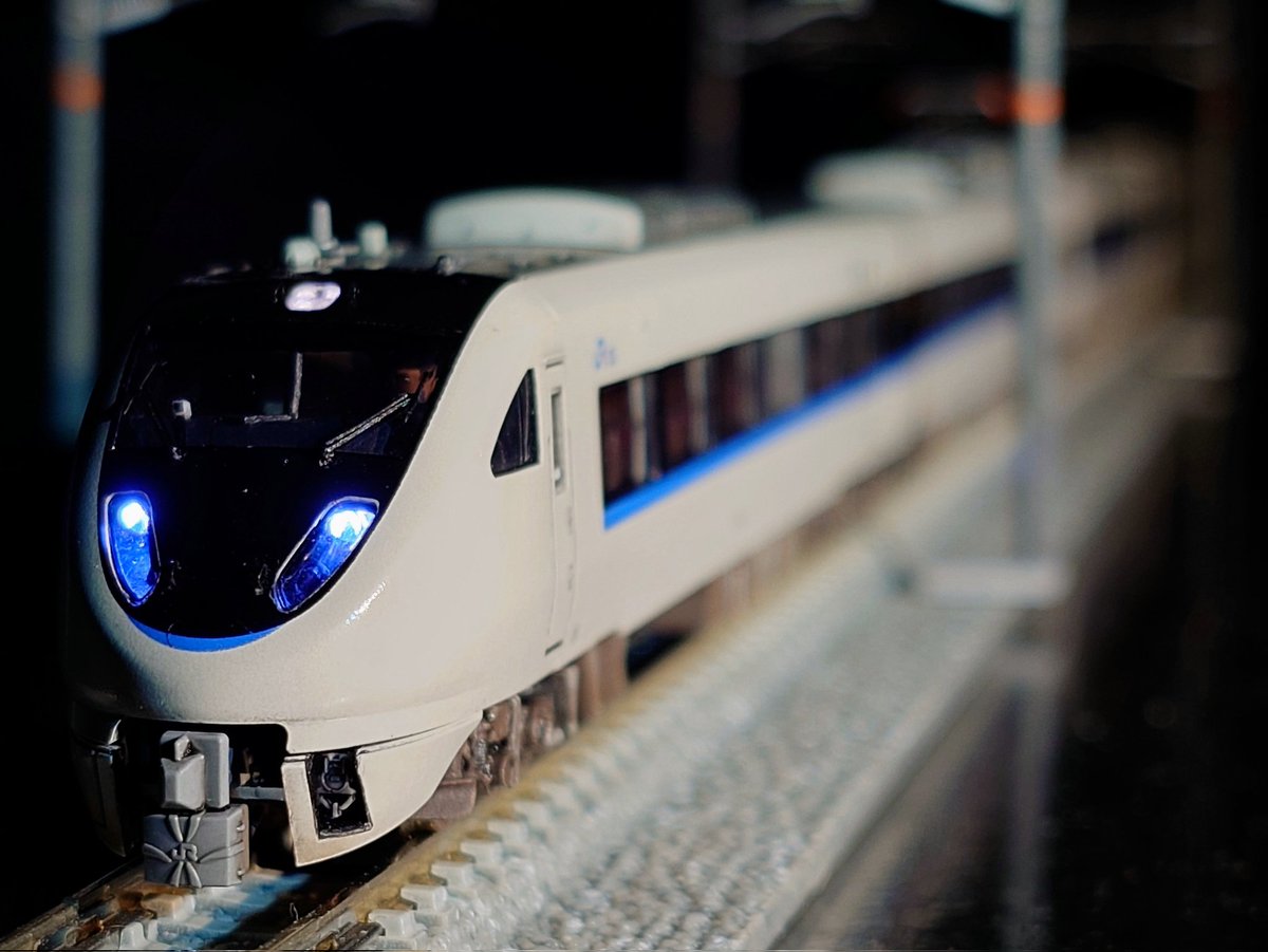 683系8000番台 近ｷﾄA06/A03編成 「サンダーバード」完成 装いを転々と