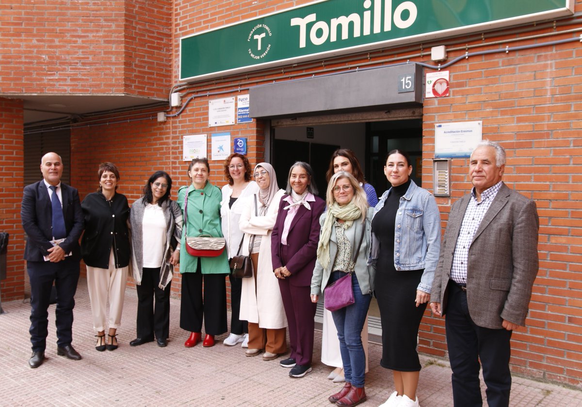 e2oespaña (@e2o_espana) on Twitter photo En E2O España apostamos por el #trabajoenred. Con el proyecto E2O en Red 3.0, tendemos puentes entre E2O y organizaciones de dentro y fuera de España para compartir prácticas y fomentar colaboraciones. La semana pasada recibimos a una delegación de Marruecos y la <a href="/AECID_es/">AECID</a> En E2O España apostamos por el #trabajoenred. Con el proyecto E2O en Red 3.0, tendemos puentes entre E2O y organizaciones de dentro y fuera de España para compartir prácticas y fomentar colaboraciones. La semana pasada recibimos a una delegación de Marruecos y la <a href="/AECID_es/">AECID</a>