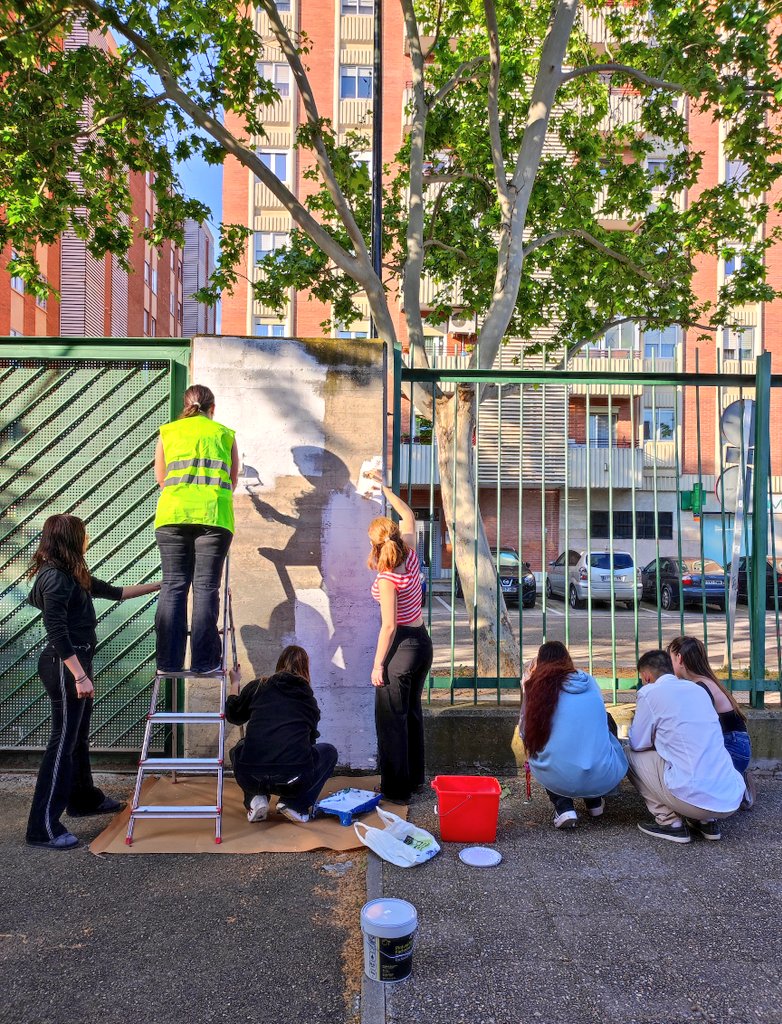 Empezamos nuevo mural en Proyectos Artísticos 💙 <a href="/AndalnConviven1/">Andalán Convivencia</a>