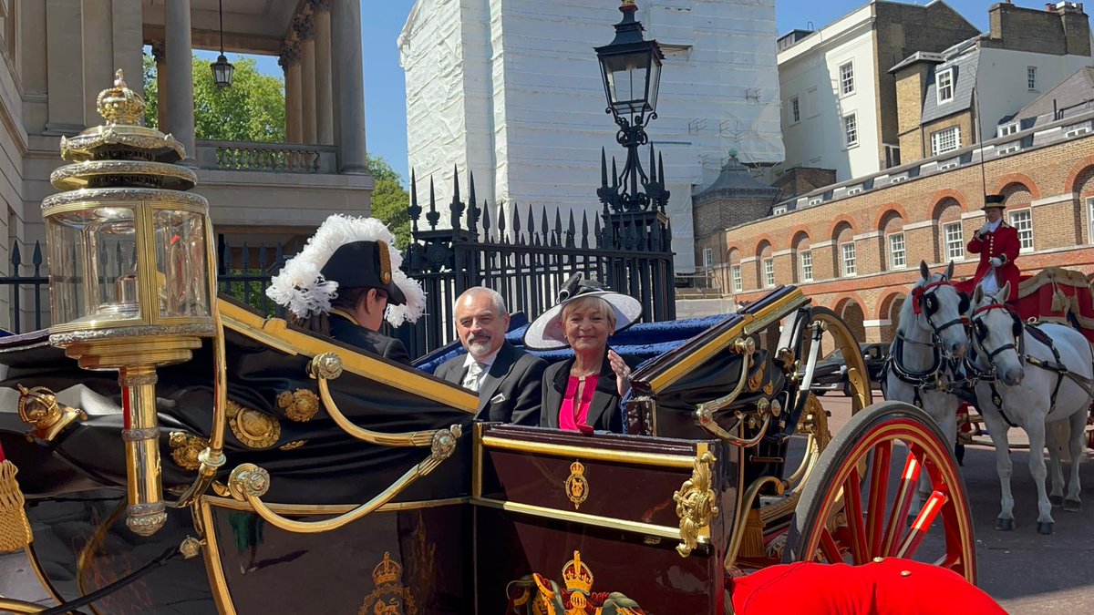 Today I had the honour to present my Letters of Credence to His Majesty King Charles III. A symbolic milestone in my already commenced mission as Slovakia’s Ambassador to the UK. Looking forward to continued cooperation. 🇸🇰🤝🇬🇧