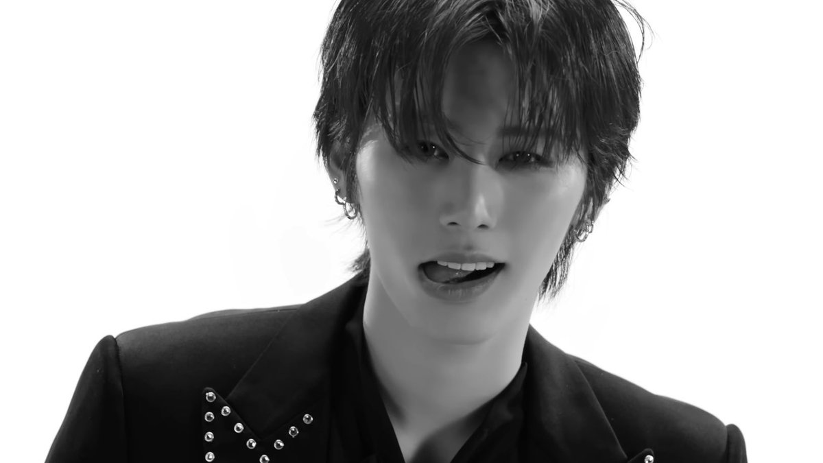 SEKALI GA GANTENG MERIANG KAH BANG