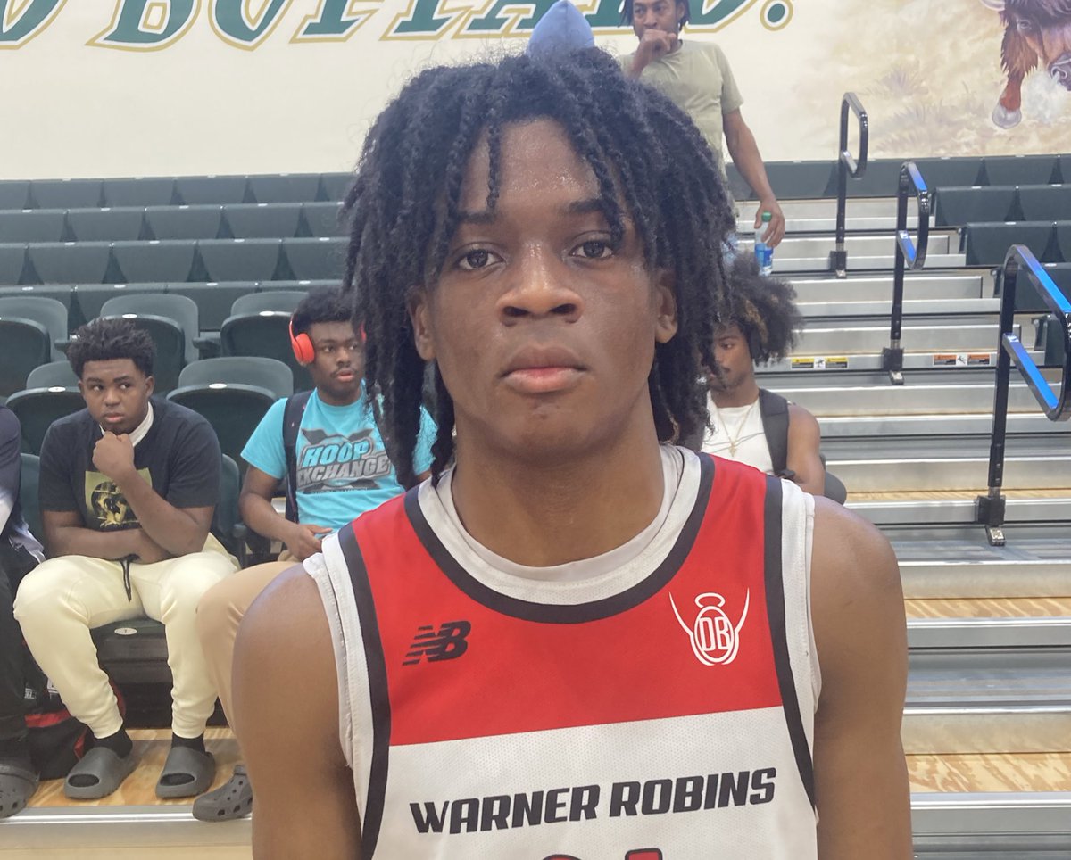 Who to Watch at this weekend's OTR Sweet 16?

✔️ '26 Malik Gillespie (Warner Robin All-Stars)

Recently picked up an offer from Presbyterian.

<a href="/HypesouthMedia/">Hypesouth Media & Athletics</a> tells us more here: 
ontheradarhoops.com/otr-hoops-who-…