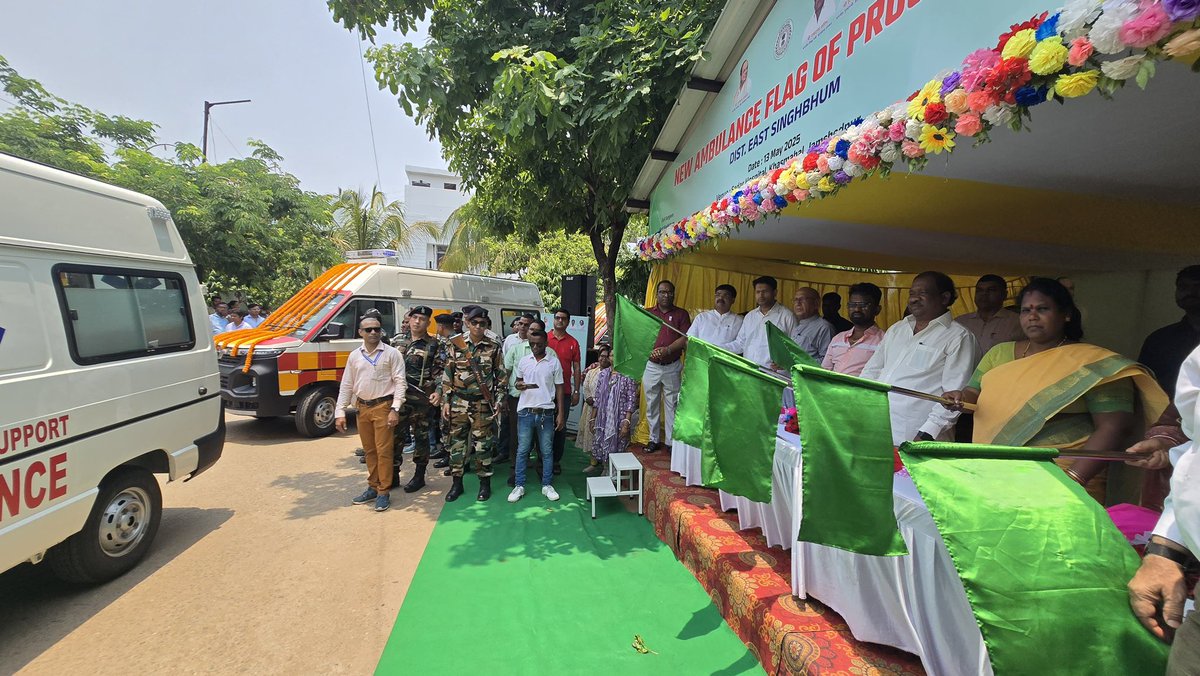 आज जिला पूर्वी सिंहभूम के सदर अस्पताल खासमहाल एवं उपयुक्त पूर्वी सिंहभूम, जमशेदपुर द्वारा आयोजित (CSR यूसिल द्वारा प्रदत) एंबुलेंस वितरण कार्यक्रम में मुख्य अतिथि के रूप में शामिल होकर कुल पांच (5) नए एम्बुलेंस को झंडा देखा रवाना किया गया।