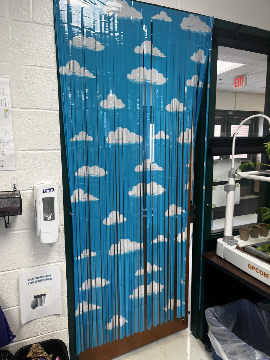 MsStiles_EDU's tweet image. It’s Toy Story week in the STEM Lab! Second graders are working on making their toys freeze in #CSFirst when Andy is coming! Fourth graders are designing parachutes!