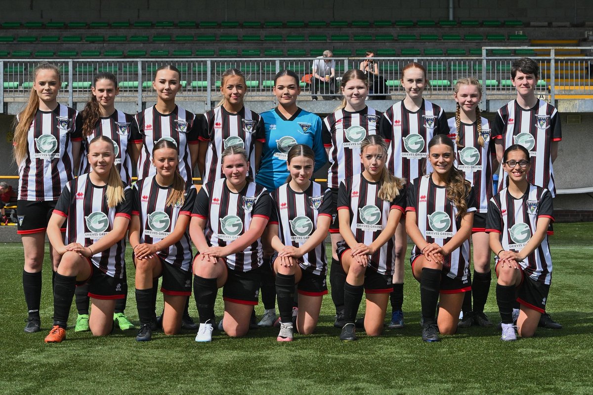 DACC Girls' U16s Whites YPL | Sponsor Appreciation 🖤🤍⚽
A massive thank to Ally Grieve from Grieves Greens Landscaping for all their incredible support this season. 🙌
facebook.com/grievesgreens