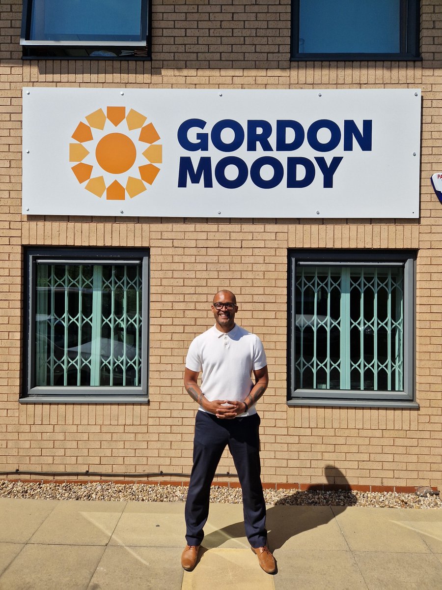 We’re thrilled to welcome Clarke Carlisle as our new Business Development Manager! 

With his lived experience, passion for recovery, and insight into sport and mental health, Clarke is set to play a key role in expanding our reach.
Read more at gordonmoody.org.uk/news/clarke-ca…