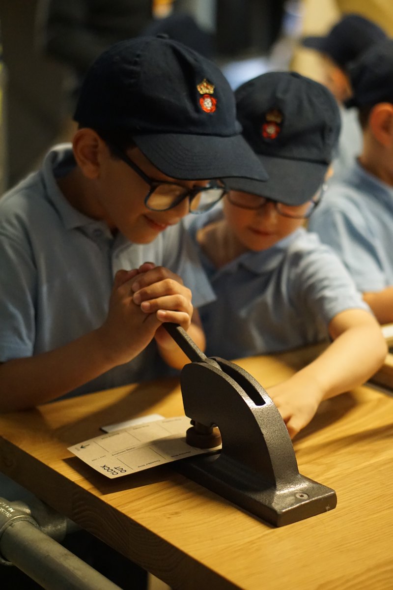 RGSprep's tweet photo. Year 1 had a fantastic time at Brooklands Museum today. Under perfect blue skies, they explored the fascinating world of planes through the ages, discovered some amazing facts, got hands-on in a model racing car workshop and lots more!

#RGSPrep #ActivitiesWeek #PrepSchoolSurrey https://t.co/EHadlOzRS3