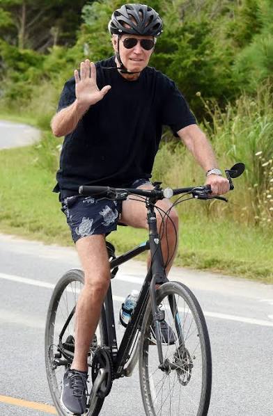 Here's President Biden's fvcking wheelchair, <a href="/KateBolduan/">Kate Bolduan</a> <a href="/sarasidnerCNN/">Sara Sidner</a> <a href="/JohnBerman/">John Berman</a> <a href="/NewsCentralCNN/">CNN News Central</a> <a href="/CNN/">CNN</a> <a href="/jaketapper/">Jake Tapper 🦅</a> <a href="/AlexThomp/">Alex Thompson</a> <a href="/axios/">Axios</a>, you despicable hacks: