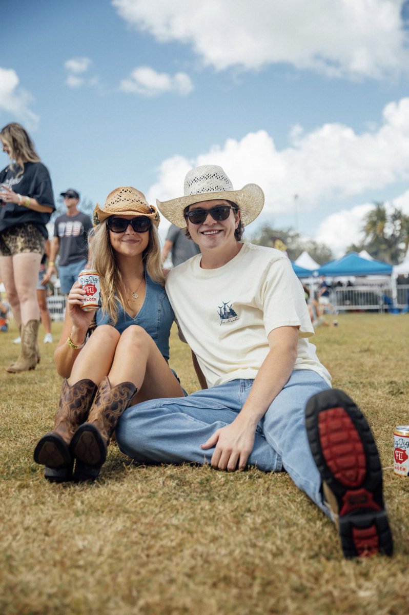🎟️ Early birds, it’s your time to shine — presale tickets for the 2025 Tampa Pig Jig are officially LIVE! 🐷

If you're an email subscriber, check your inbox for your exclusive access link and be the first to lock in your spot.