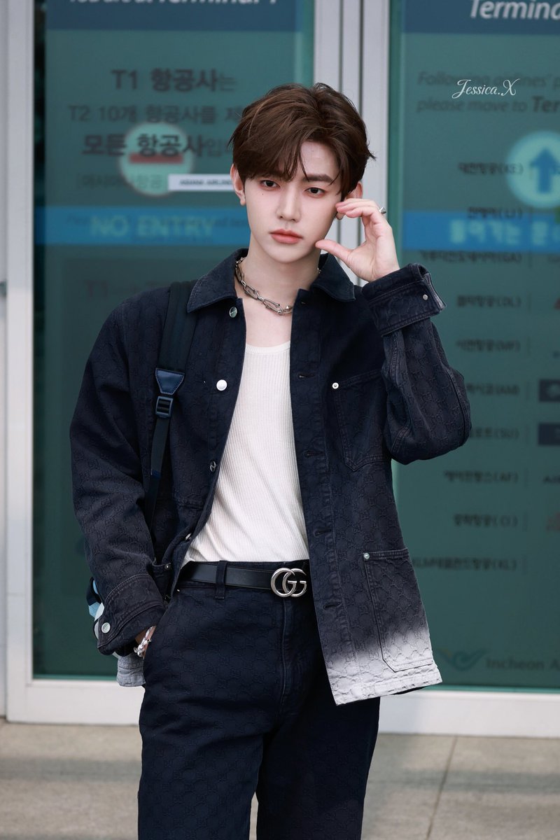 JessicaX0725's tweet photo. 20250513

#ZHANGHAOxGUCCI 
#GucciCruise26
#GucciFirenze 
#ZHANGHAO
@gucci @zb1official

#장하오 #ZHANGHAO #章昊 #ジャンハオ 
#제로베이스원 #ZEROBASEONE #ZB1 https://t.co/LzGJrg9ytY