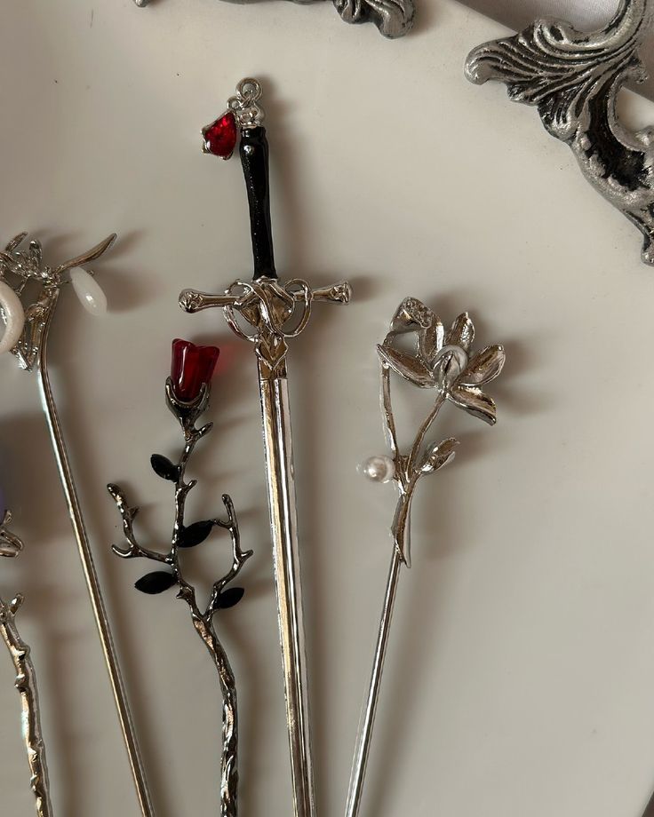 bynnicore's tweet image. Acessórios diferenciados de diversos tipos: