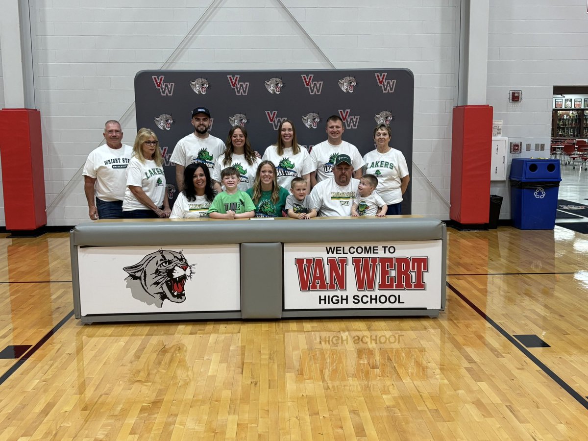 Congratulations to Kenlie Rickard on signing with Wright State Lake Campus to play volleyball! #GoCougs🐾