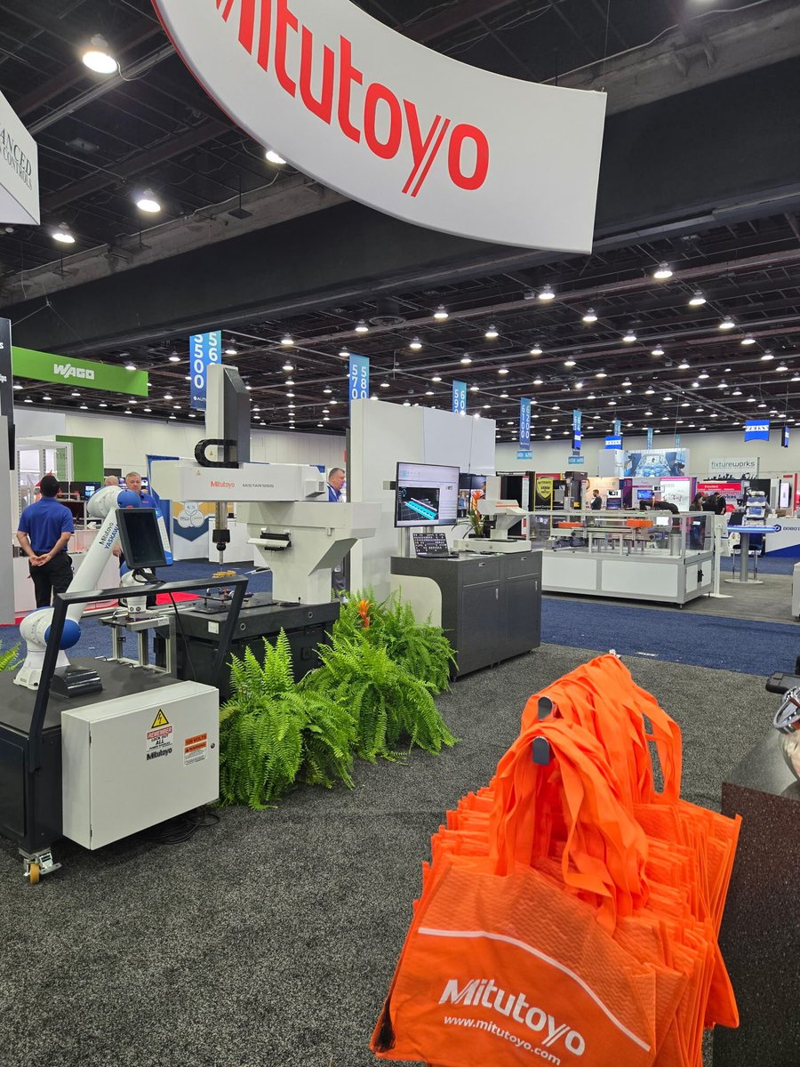 MitutoyoAmerica's tweet image. Built for the shop floor, this CMM is fast, accurate, and ready to handle whatever you throw at it.

See it in action at Booth #5218 in Detroit—now through May 15.
#Automate2025 #Mitutoyo #MiSTAR555 #CMM #Metrology #SmartManufacturing
