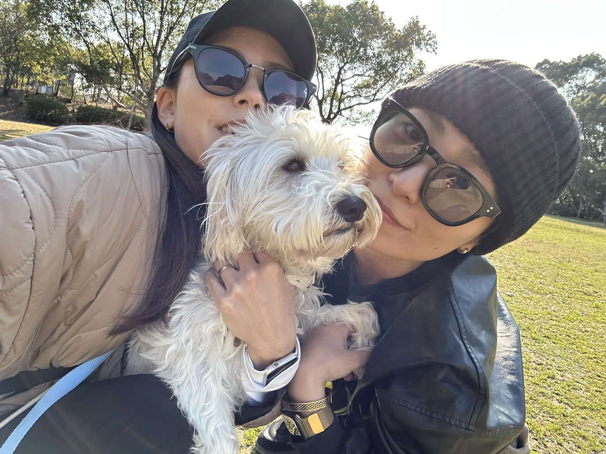 knk_to_'s tweet image. 日が長くなってきたよ〜とか夕陽が綺麗とか1番初めに伝えたくなるなぁと思いながら歩いた今日の散歩🐶らぶ