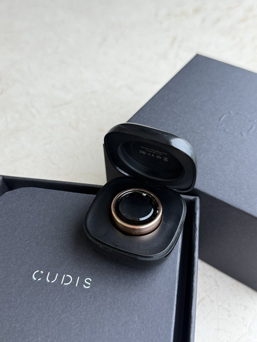 🎁G+LABS给大家抽个大大大福利🎁

💍抽取一名粉丝送出<a href="/CudisWellness/">CUDIS</a> AI智能戒指CUDIS💍价值349U

参与方式
1️⃣关注：<a href="/babemiki209/">迪士尼在逃MiKi 🍼 G⁺</a> <a href="/GCLUB_WEB3/">G+LABS｜💛</a> <a href="/CudisWellness/">CUDIS</a>
2️⃣点赞转发评论

CUDIS是 Sol生态“加密可穿戴”赛道的领军项目，在 Solana 2024 Renaissance 黑客松中斩获第二名，成为生态内备受瞩目的