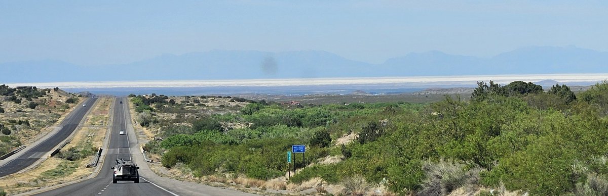 G'morning 𝕏 Fam. Some good news:
Our son is home from college for the summer.

My nephew is now out of the hospital but still has some recovery ahead of him. 

Picture from Alamogordo. The white strip is the White Sands National Park. It is so unique.
