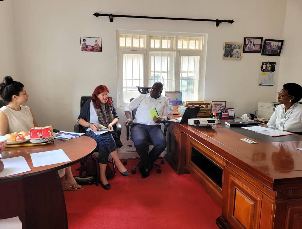 UWESO - UG (@uweso1) on Twitter photo Our CEO <a href="/jkaguhangire/">Jolly K. Kaguhangire</a> and part of the senior management team met with Ms. Amanda (CEO) and Ms. Nicole Ristic (Member Engagement & Scoping Coordinator) of <a href="/ffEveryChild/">Family for Every Child</a> to explore ways to strengthen child welfare systems and ensure every child grows up safe, supported, and valued. Our CEO <a href="/jkaguhangire/">Jolly K. Kaguhangire</a> and part of the senior management team met with Ms. Amanda (CEO) and Ms. Nicole Ristic (Member Engagement & Scoping Coordinator) of <a href="/ffEveryChild/">Family for Every Child</a> to explore ways to strengthen child welfare systems and ensure every child grows up safe, supported, and valued.