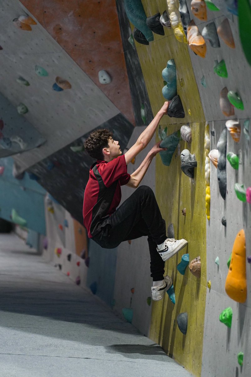 Chessington School & Sixth Form tweet media