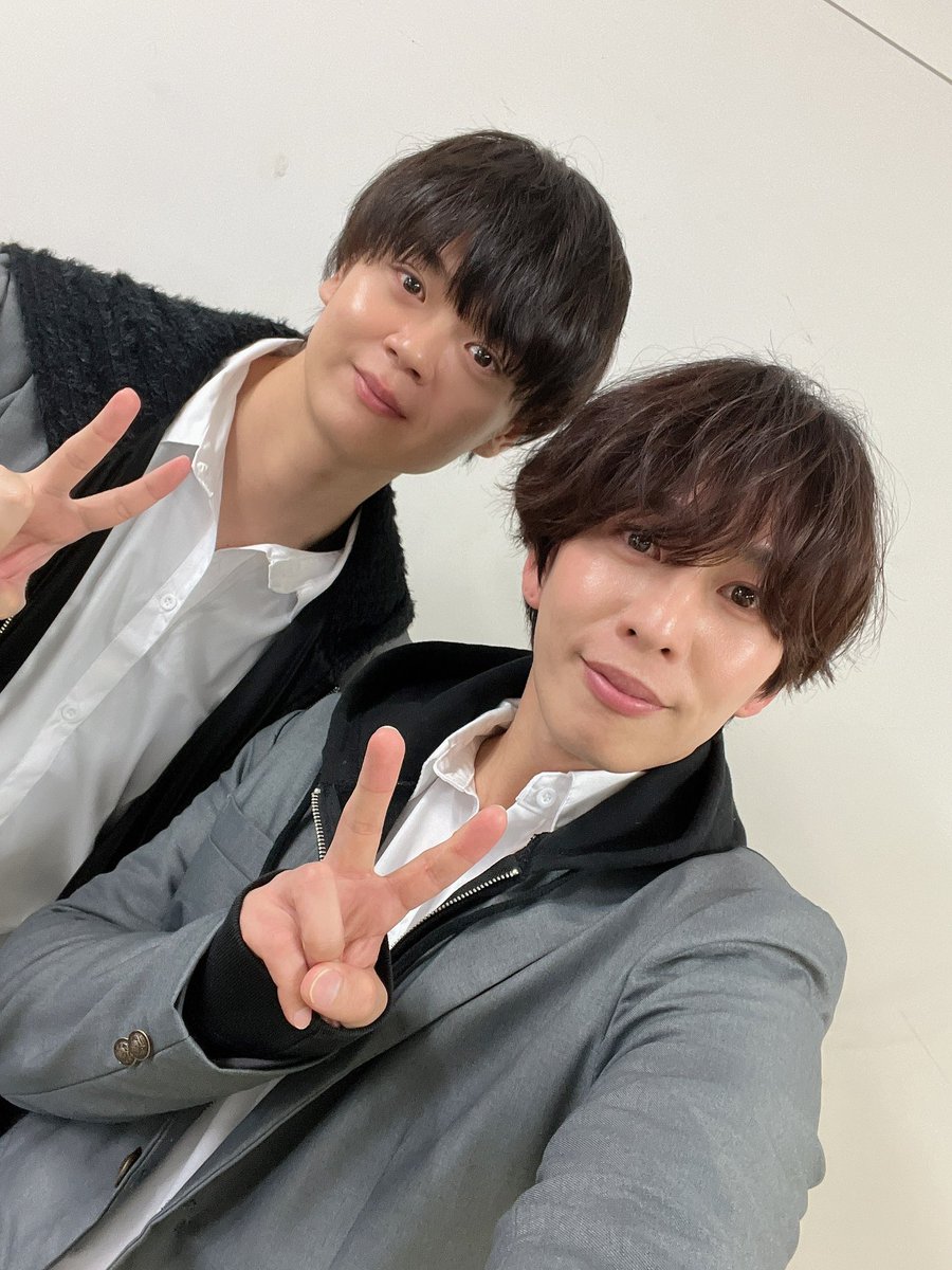 kzmaru215's tweet photo. 嬉しいお知らせです！！！
久しぶりにお芝居の機会をいただくことができました！ゲスト出演になりますが何やら見どころが多いとの情報が私には入ってきております！楽しみです！

キャストの皆様と素敵作品を精一杯お届けできたらと思いますキャンディ🍬

タクマと🫶

#運デレラ
#甘党男子 https://t.co/qwwTRMFF7B
