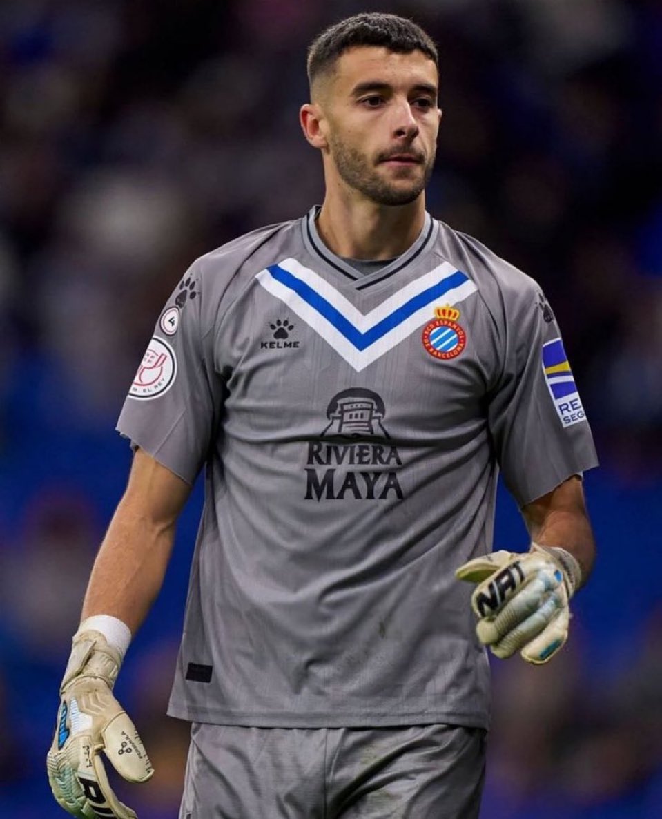 A7m10M's tweet image. احلامي بسيطه جداً ، اربع صفقات بالصيف بتخلينا ننافس الموسم القادم على كل البطولات