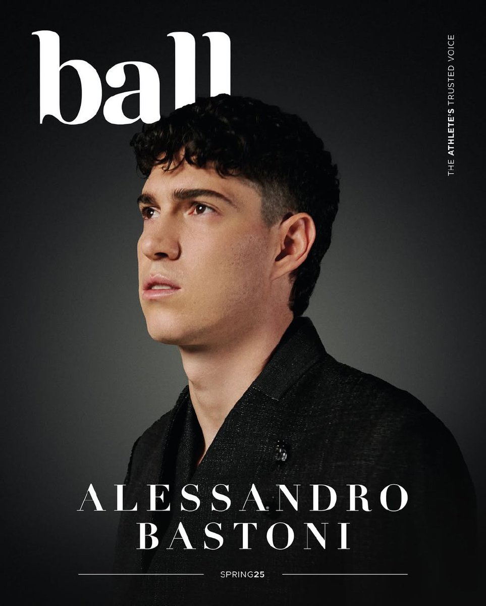 Texo3_'s tweet image. أليساندرو باستوني يتعاون مع العلامة البريطانية ball.ldn ضمن حملة #Spring25، التي تسلّط الضوء على الرياضيين أصحاب البصمة داخل وخارج الملعب.