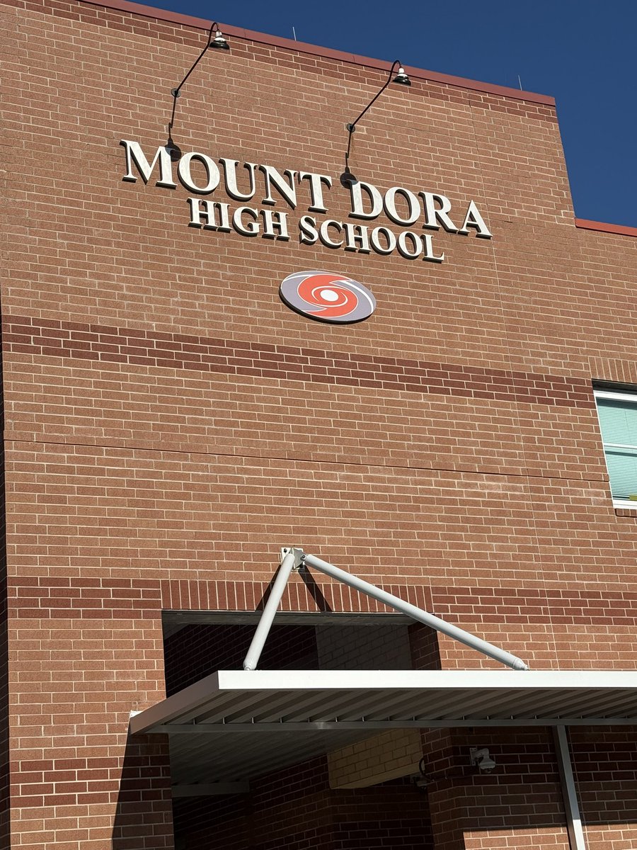 Khalil Pope, MSM (@coachkhalilp) on Twitter photo Soooo thankful for Coach Hutchinson and his hospitality! Excited about these 26’s ‼️<a href="/MDHSRecruiting/">MtDora FB Recruiting</a> 🤝
<a href="/SEUFireFootball/">Southeastern Football</a> 💯
#FuelTheFire 🔥 Soooo thankful for Coach Hutchinson and his hospitality! Excited about these 26’s ‼️<a href="/MDHSRecruiting/">MtDora FB Recruiting</a> 🤝
<a href="/SEUFireFootball/">Southeastern Football</a> 💯
#FuelTheFire 🔥