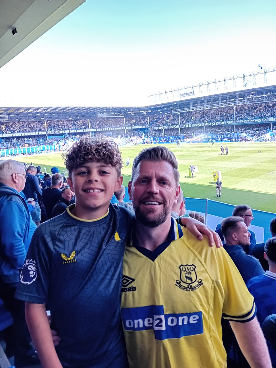 Andrew Fielding tweet media