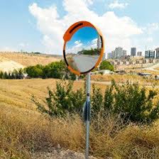 Yetkililerden talep ediyoruz.

Mezarlık altı Bahçelievler yönüne doğru olan şehir merkezi girişinde bulunan ana yola girişte sola doğru olan keskin virajı vatandaşların daha iyi görüp yola daha emniyetli giriş yapması için güvenlik aynası konulmasını talep ediyoruz. 🙏🏻