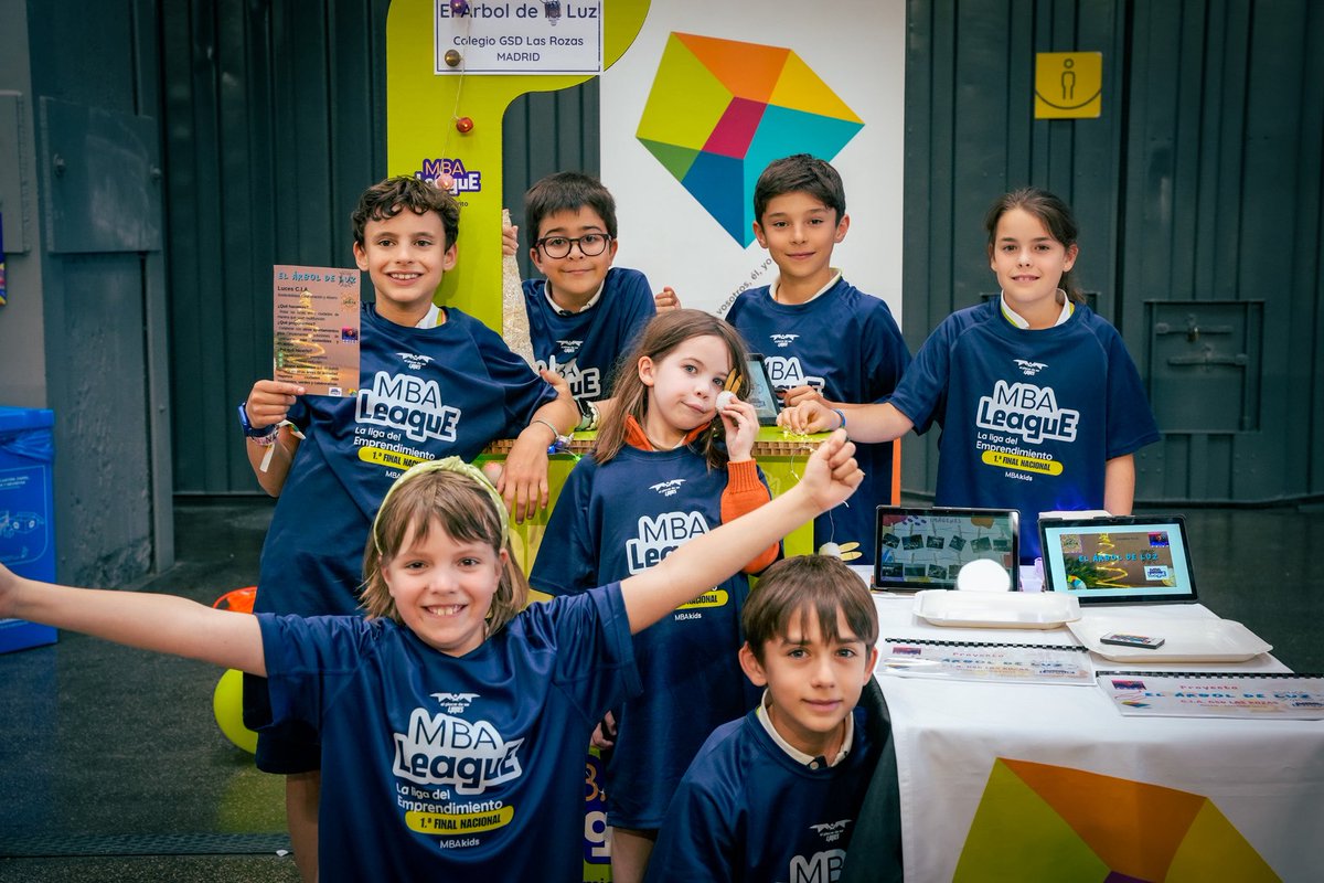 🏆 El CEIP Siglo XXI de Las Rozas, premiado por su liderazgo emprendedor en la final nacional de la MBA Kids League con su app inclusiva “TEA TEAM”. 

👏 También participó el colegio Gredos San Diego.

#LasRozas #EducaciónInnovadora #MBALeague