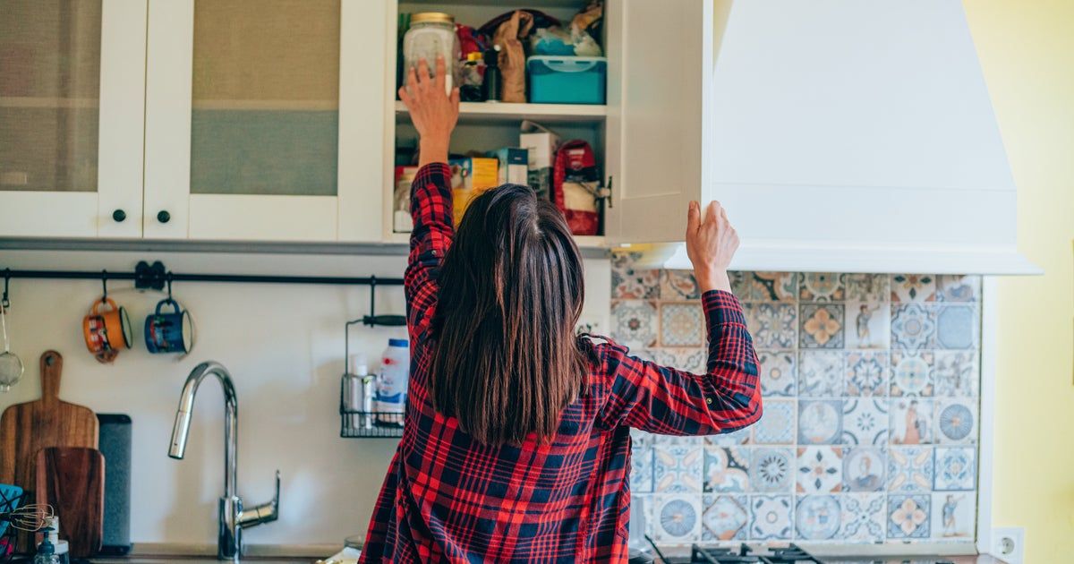 Want to keep your home pest-free? <a href="/CornellIPM/">Cornell Integrated Pest Management</a>'s Matt Frye recently shared tips with <a href="/HuffPost/">HuffPost</a> on protecting homes from rodents, common pantry pests, and mosquitoes. 

👉  buff.ly/Qnf7mnj