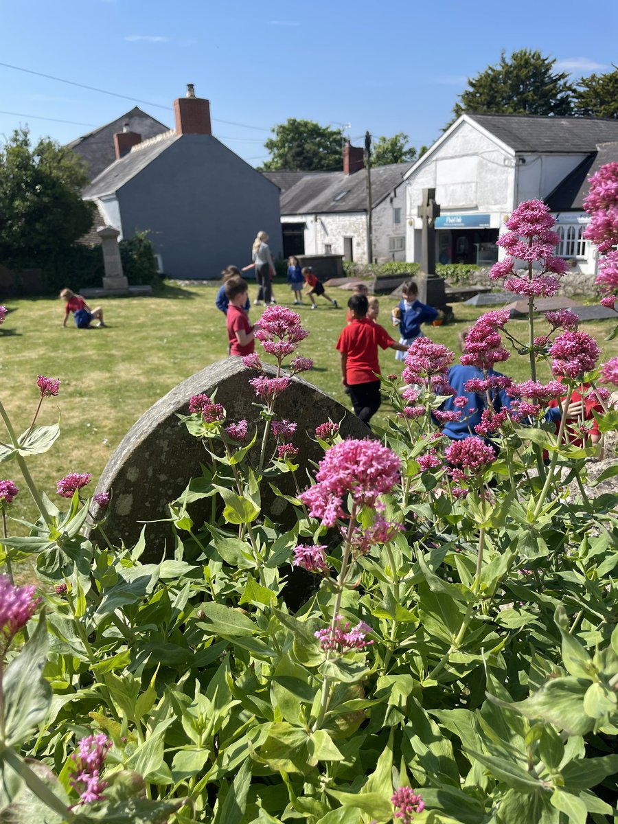 Y3 seeing our friends at Bethel Baptist this morning😄