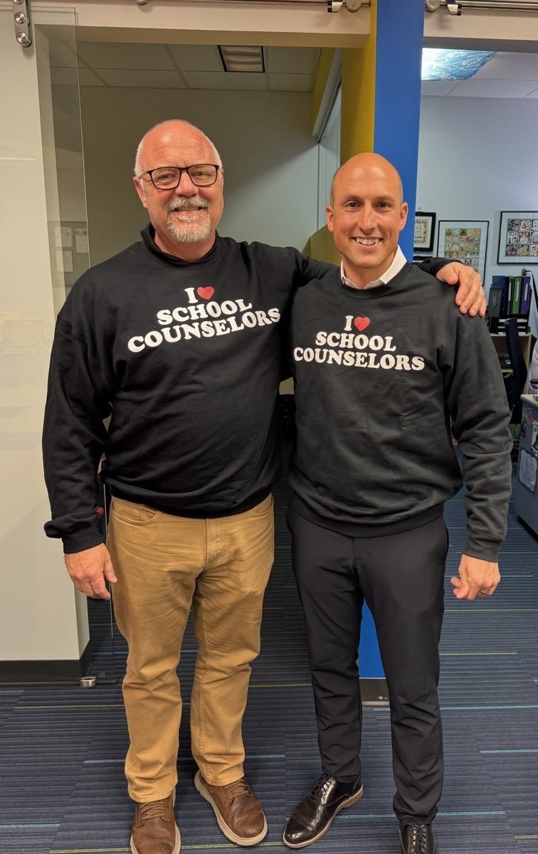 Who wore it best???
#ItsWorthIt <a href="/wcsdistrict/">Worthington Schools</a>